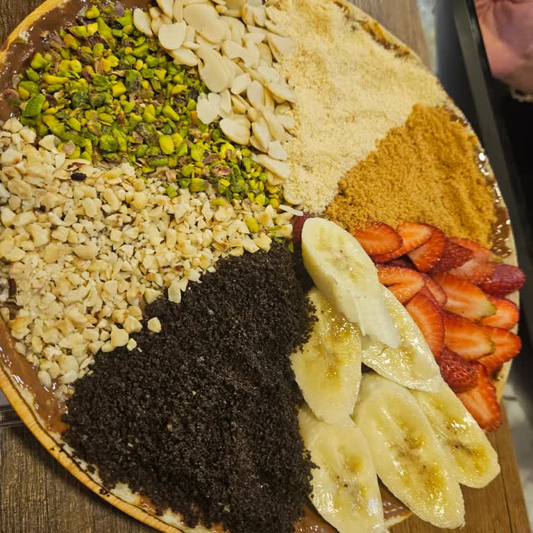 Mualla Restaurant Duvar Görseliyle Uyuşmayan Pizza Ve Haksız Ücretlendirme