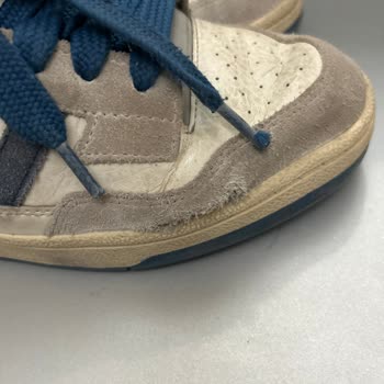 Adidas Ayakkabım Kısa Sürede Yırtıldı, Mağaza Destek Vermedi, Geri Ödeme İstiyorum