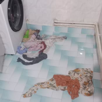 Arçelik Çamaşır Makinesinde Sürekli Arızalar Ve Son Su Baskısı Kalıcı Çözüm Talebi