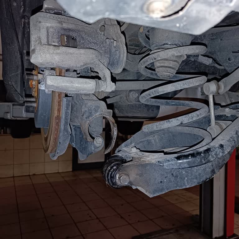 Desprendimiento de transportador de hierro en Rx300, pido reparación a Lexus
