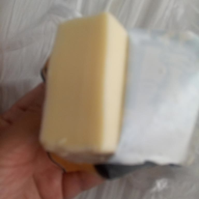 Süresi Dolmamış Bozuk Kaşar Peyniri İade Talebi
