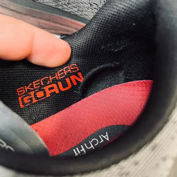 Skechers Ayakkabısında Kısa Sürede Oluşan Delik Ve Parça Kopması Mağaza Kullanıcı Hatası İddiası