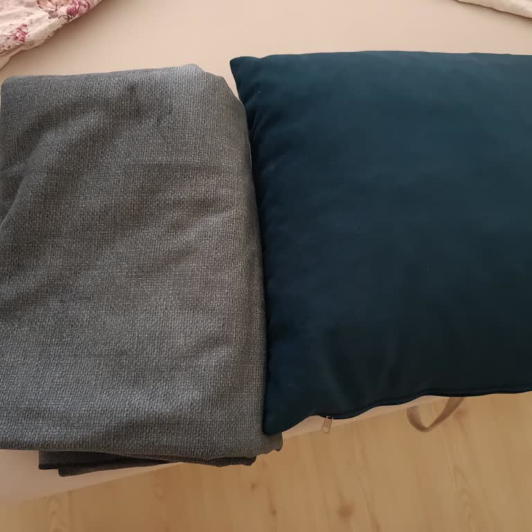 Mavi Beklediğim Koltuk Örtüsü Gri Ve Kalitesiz Geldi, İade Talebim Haksızca Reddedildi