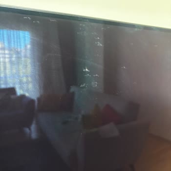 Ekranda Lekeler Ve Sorumluluk Reddi Nedeniyle İade Talebi