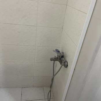 Ege Karya Otel Odalar Çok Pis ve Bakımsızdı