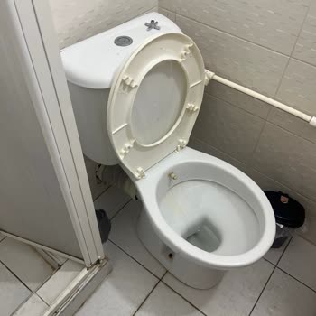 Ege Karya Otel Odalar Çok Pis ve Bakımsızdı
