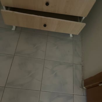 Ege Karya Otel Odalar Çok Pis ve Bakımsızdı