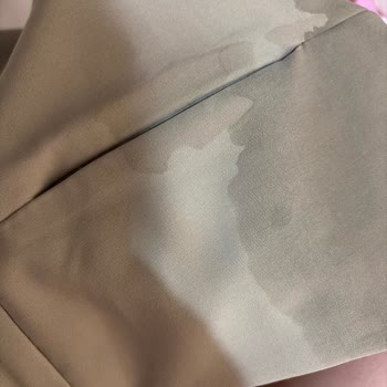 Çamaşır Suyu Dökülmesi Ve Kargo Müşteri Hizmetinin Kaba Tutumu