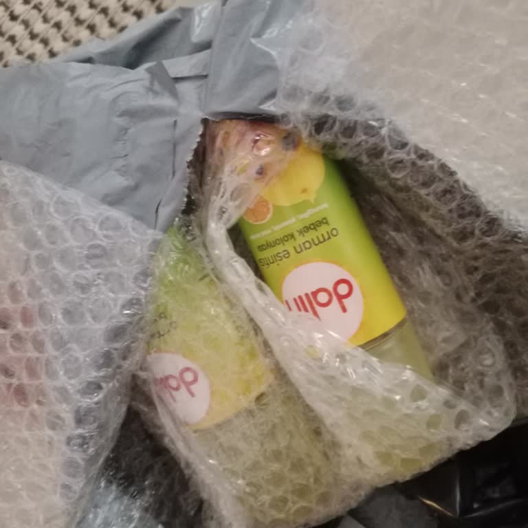 Amazon’da Yanlış Ürün Gönderimi Üzüm Şurubu Yerine Kolonya