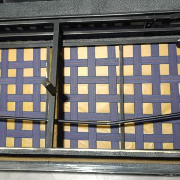 Teslimat Gecikmesi Sonrası Kırık Ayak Ve Eksik Parçalı Köşe Takımı, Yardımsız Müşteri Hizmetleri