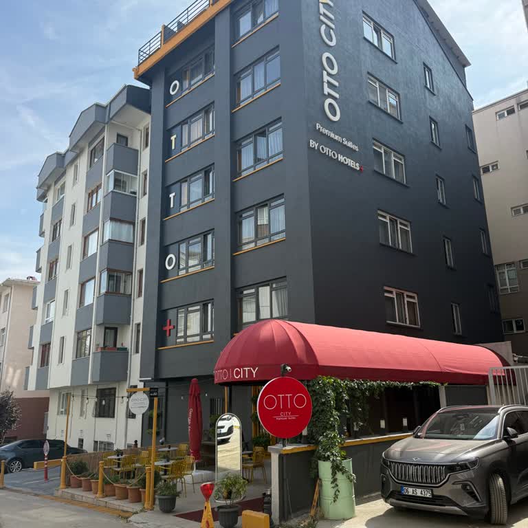 Otto Hotels’te Fiyat Artışı Ve Nakit Ödeme Talebiyle Mağduriyet