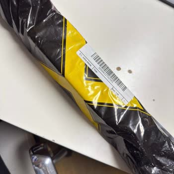 Hasarlı Ve Açık Paketlenmiş Güneş Kremleri İçin Değişim Talebi