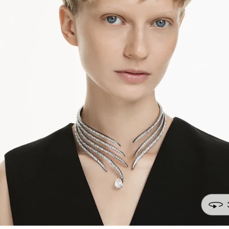 Swarovski Gerdanlıkta Kırılma Ve 2,5 Aylık Yanıtsızlık