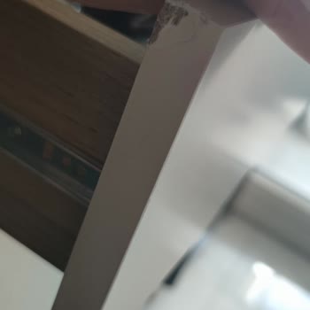 LED Arızalı Ve Çekmece Hasarlı Kahve Köşesi İçin Servis Yanıt Vermedi