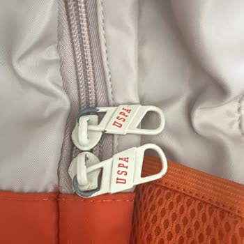 Fermuar Baskısı Soyulmuş, Ürün Ayıplı