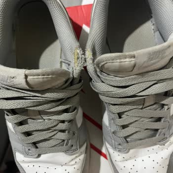 Nike Dunk Low Erken Aşınma Ve Mağaza Reddetme Kararı