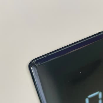 Vestel Buzdolabı Servisinde Gereksiz Üç Parça Değişimi, Çizikli Ekran Ve Şüpheli Ödeme