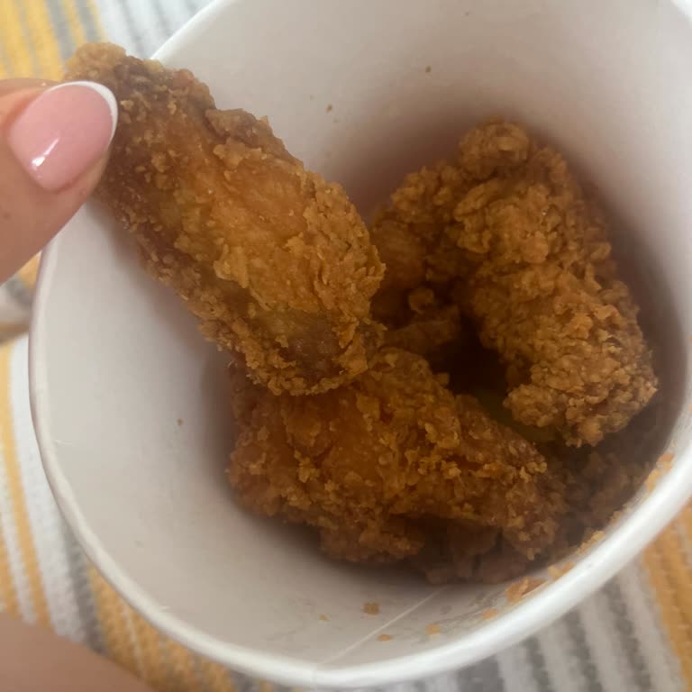 Kokulu Popeyes Siparişi İçin İade Ve Şube İletişim Sorunu