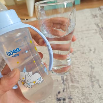 Wee Baby Biberonunda Renk Bozulması Güvenimi Sarsıyor