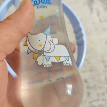 Wee Baby Biberonunda Renk Bozulması Güvenimi Sarsıyor