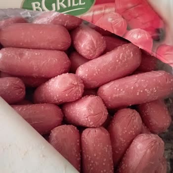 Son Kullanma Tarihi Geçmemiş Pilim Sosis Kokteyl Ürünün Bozulması Ve Sağlık Endişesi