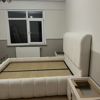 Kırık Ve Uyumsuz Mobilyalar İçin Sürekli Ertelenen Değişim