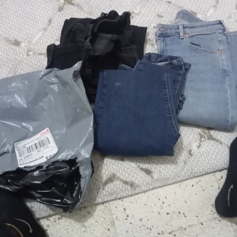 Yanlış Bayan Pantolonu Aldım; Erkek L Beden Siparişim Yeniden Gönderilsin