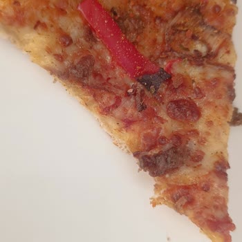 Konyalım Pizza Yerine Sadece Soslu Hamur Geldi