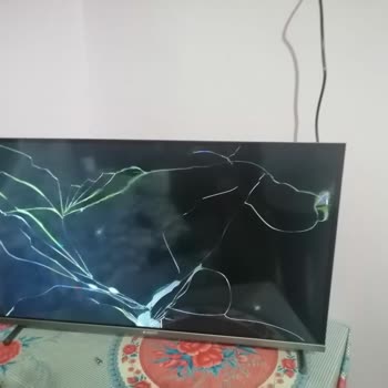 Arçelik Kırık Televizyon İçin Eksik Servis Tutanağı İade Sürecini Engelliyor