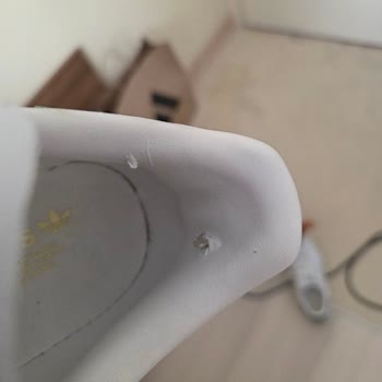 Adidas Stan Smith Ayakkabılarda Tekrarlayan Üretim Hatası Ve İade İsteği