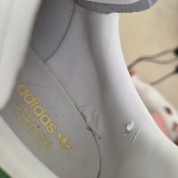 Adidas Stan Smith Ayakkabılarda Tekrarlayan Üretim Hatası Ve İade İsteği