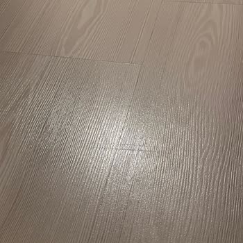 Dyson V15 Fluffy Başlık Mermer Ve Laminant Zeminlerde Çizik Bırakıyor