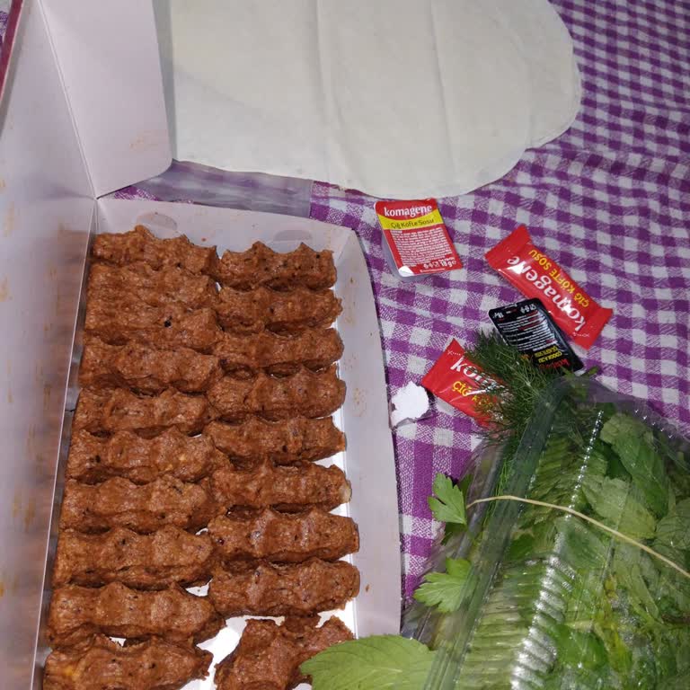 Kampanya Bedava Çiğ Köfte Verilmedi, 325 TL Ücret Ve Eksik Garnitür