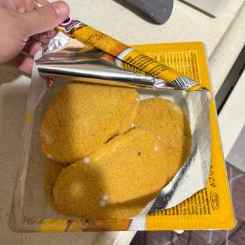 Erpiliç Schnitzel Ürünü Son Tarihine Yakın Küflendi Ve Güvenim Sarsıldı