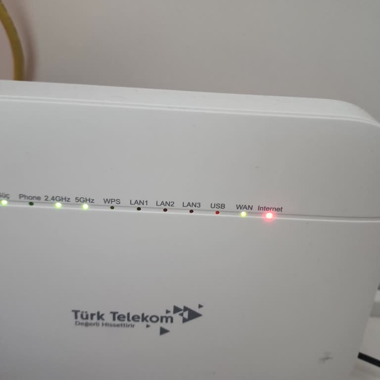 Bandırma’da 18 Saatlik İnternet Kesintisi Ve Çözüm Beklentisi