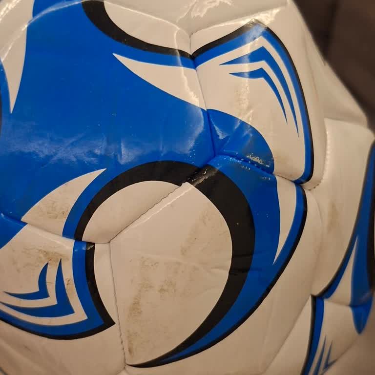 Media Markt'tan Gelen Kullanılmış Hediye Futbol Topu Değişim Talebi