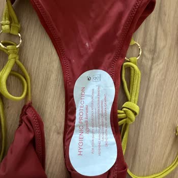 Kullanılmış Bikini Altı Ve Saygısız Paketleme