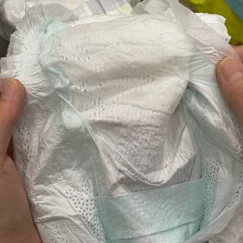 Yapışkan Kanatlar Hatası Bezleri Kullanılamaz Ve Ciltte Pamukçuk Riski