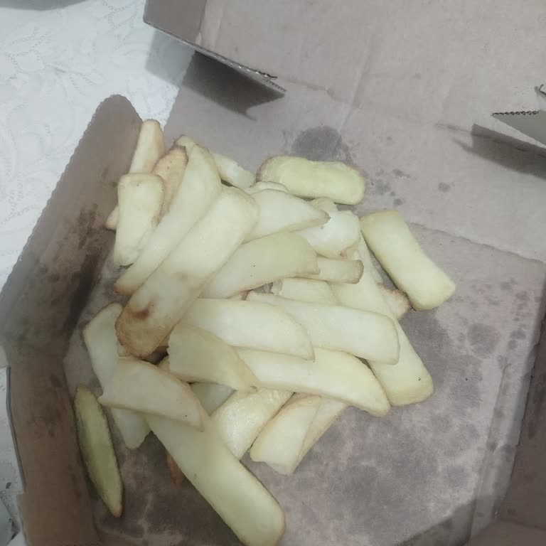 Ek Ücret Ödedim, Baharatsız Patates Aldım