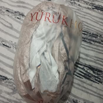 Üç Halı Örtüsü Siparişimden İkisi Eksik Hemen Kargo Gönderilsin