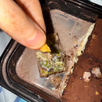 BİM Osmanoğlu Soğuk Baklavasında Antepfıstığı Kabuğu Bulunması Hijyen Sorunu