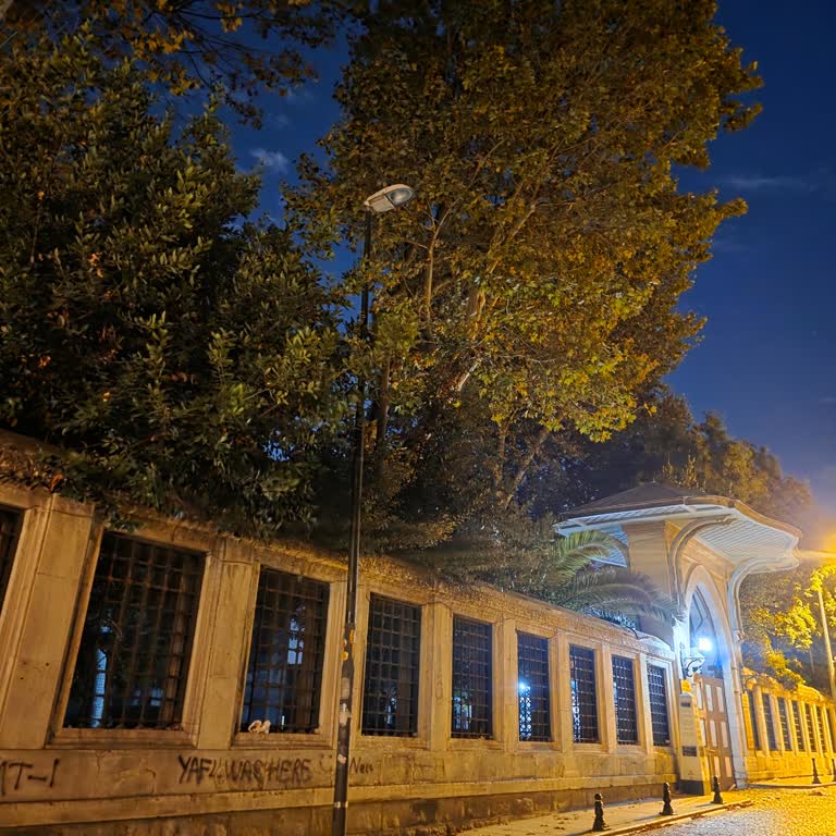 Sururi Mahallesi Sokak Lambası Nisan’dan Bu Yana Çalışmıyor Ve Güvenlik Tehlikesi Yaratıyor
