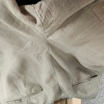 H&M Keten Pantolonunda Yıkama Öncesi Deformasyon