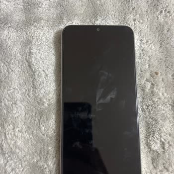 Garanti Belgesi Yok, Arızalı Telefon Ve Cevapsız Müşteri Hizmetleri