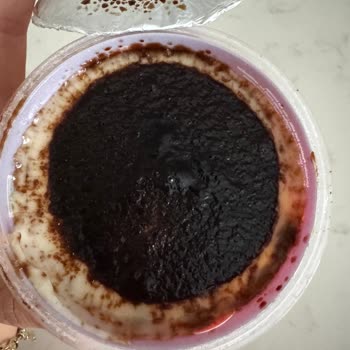 Eker Kazandibi Tatlısında Yanma Ve Çocuk Sağlığı Endişesi