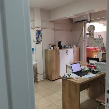 Manisa 3 No.lu Sağlık Merkezinde Kimse Yok