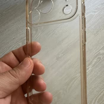 Spigen Şeffaf Kılıf 8 Ayda Sararıp Kalite Beklentilerini Bozdu