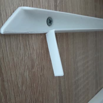 Kırılan Çekmece Tutucu Parçaları İçin Parça Talebi Ve Satıcı Yanıtı Bekleniyor