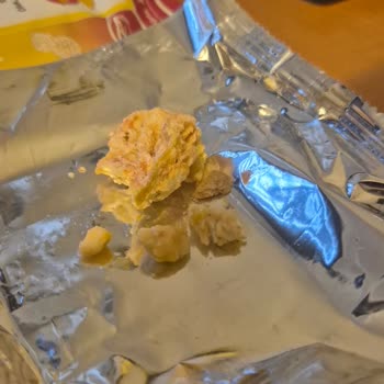 Pols Freeze Fresh Fruit Mix Paketi İçinde Çıkan Sert Parça Dişimi Neredeyse Kırdı