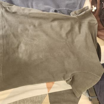 Mavi Mağazasında Kısa Sürede Renk Solması Gösteren Tişörtlerde Üretim Kusuru